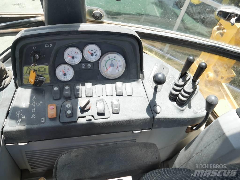 CAT 432 E لوادر ذات جرافات عكسية