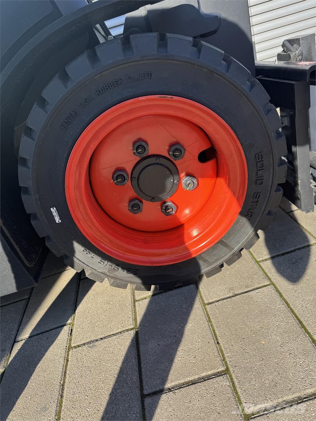 Bobcat D25NXS شاحنات الديزل