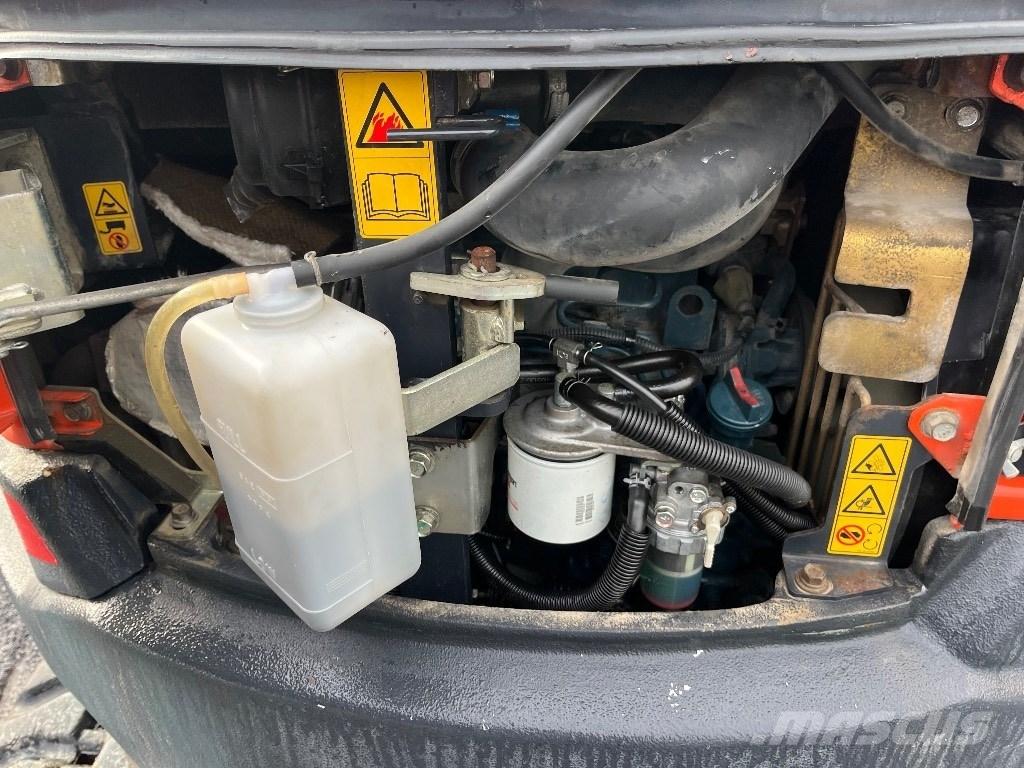 Kubota U 27-4 حفارات صغيرة أقل من 7 طن (حفارات صغيرة)