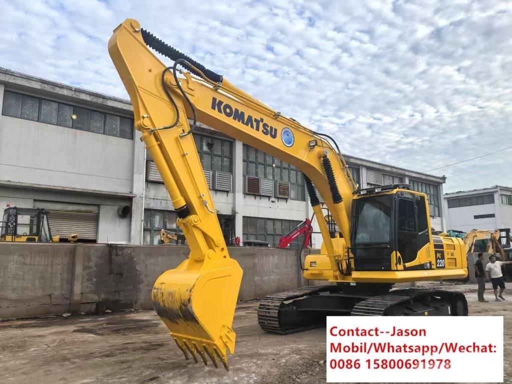 Komatsu PC 220-8 حفارات زحافة