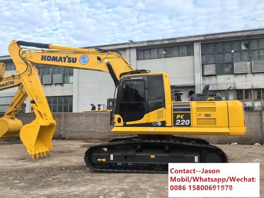 Komatsu PC 220-8 حفارات زحافة