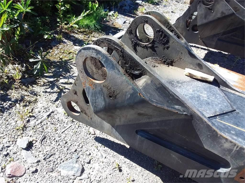 Komatsu C270h رافعات حصادات