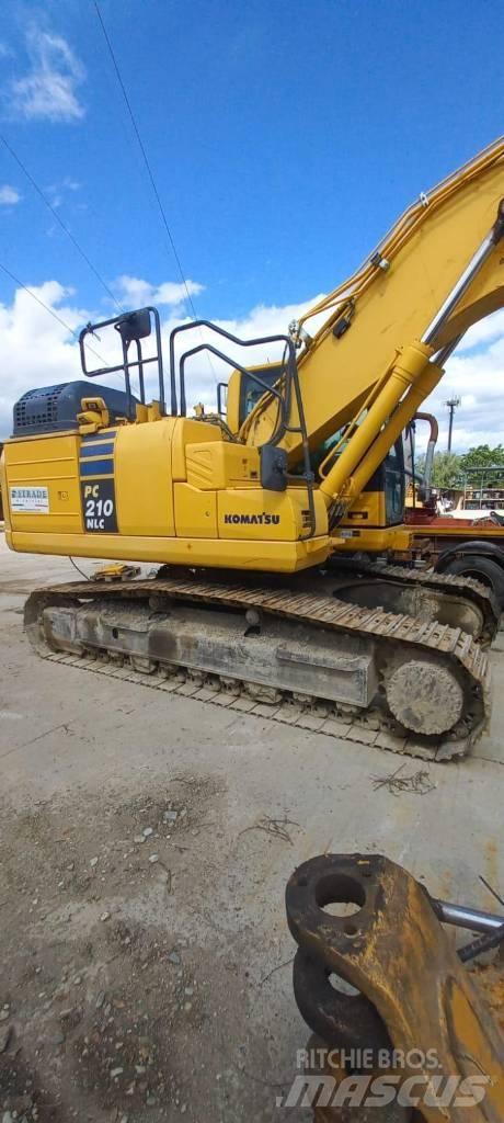 Komatsu PC 210NLC-11 حفارات زحافة
