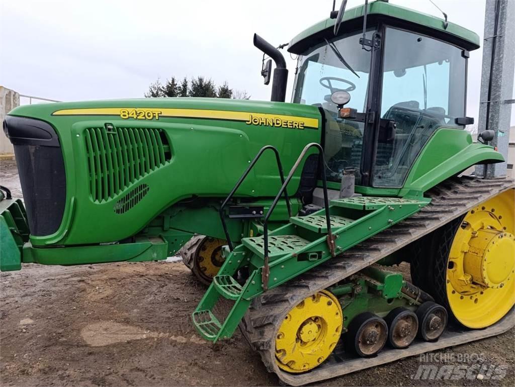 John Deere 8420T الجرارات