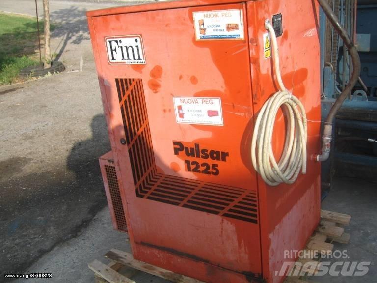 Fini 10 HP 10 BAR مكابس
