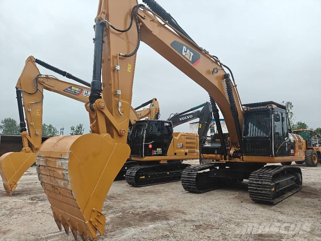 CAT 329 D حفارات زحافة