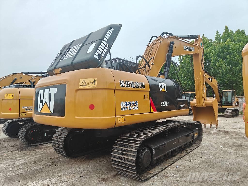 CAT 329 D حفارات زحافة