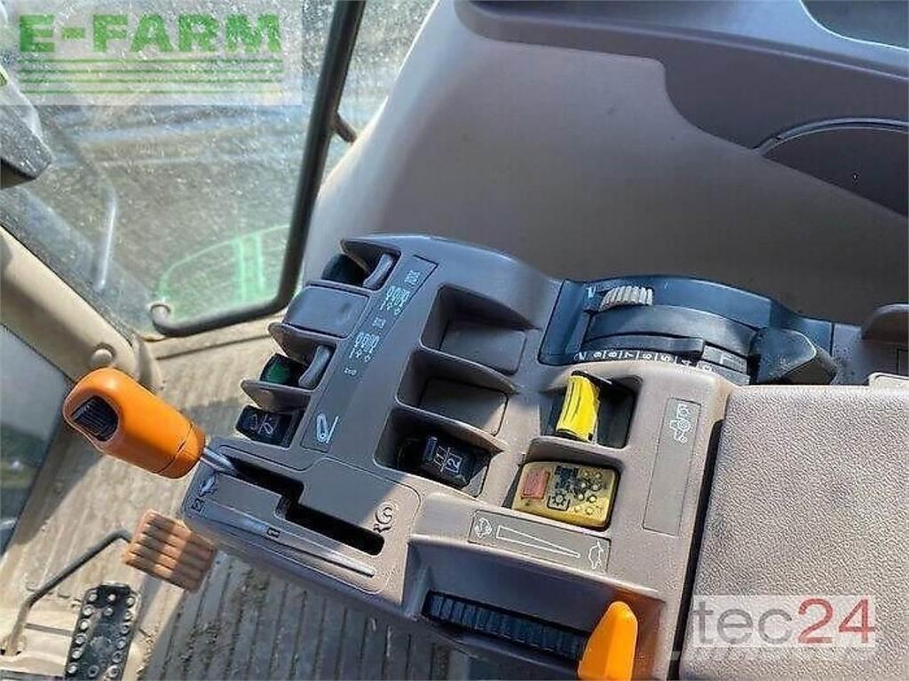 John Deere 6150 r الجرارات