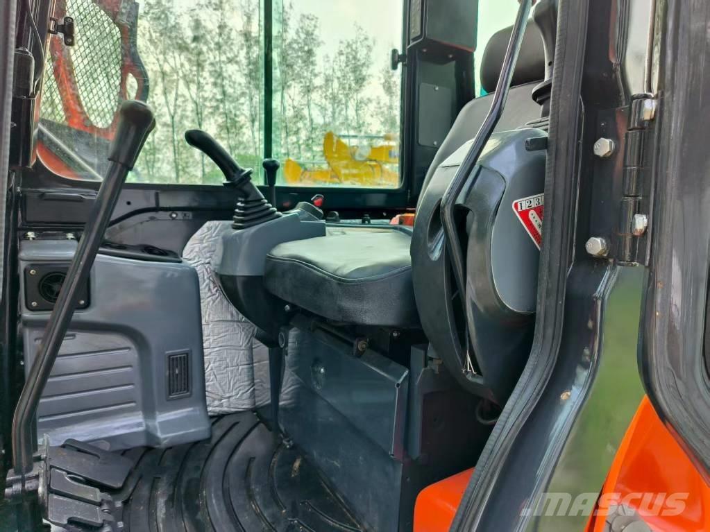 Kubota U 40 حفارات صغيرة أقل من 7 طن (حفارات صغيرة)