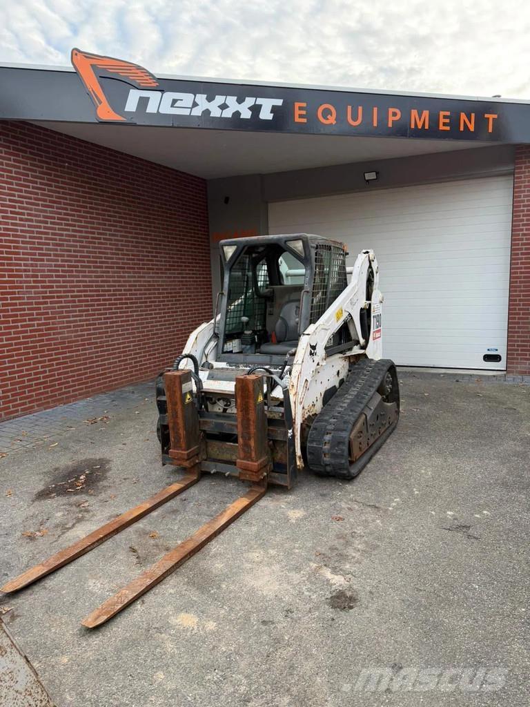 Bobcat T190 لوادر انزلاقية التوجيه