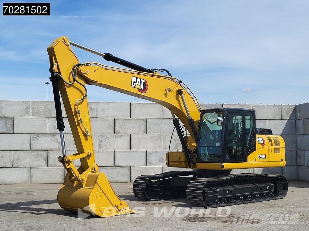 CAT 323 D3 حفارات زحافة