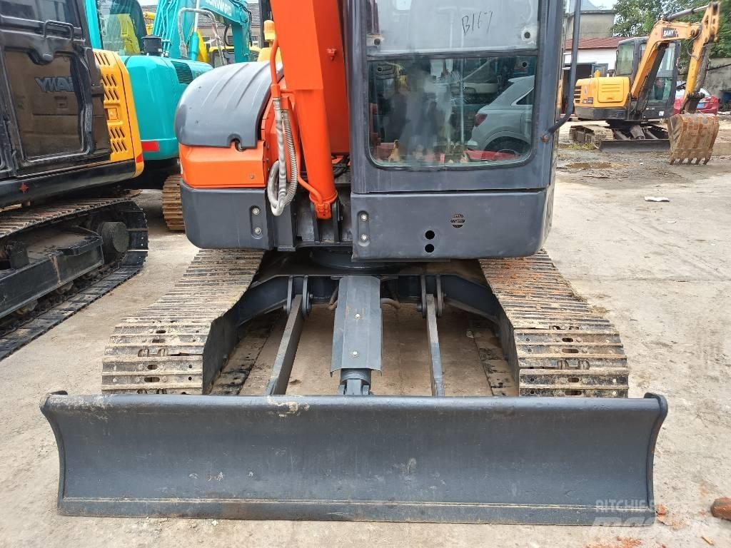 Hitachi ZX55 حفارات صغيرة أقل من 7 طن (حفارات صغيرة)