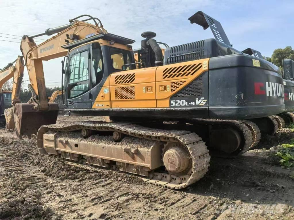Hyundai 520VS حفارات زحافة