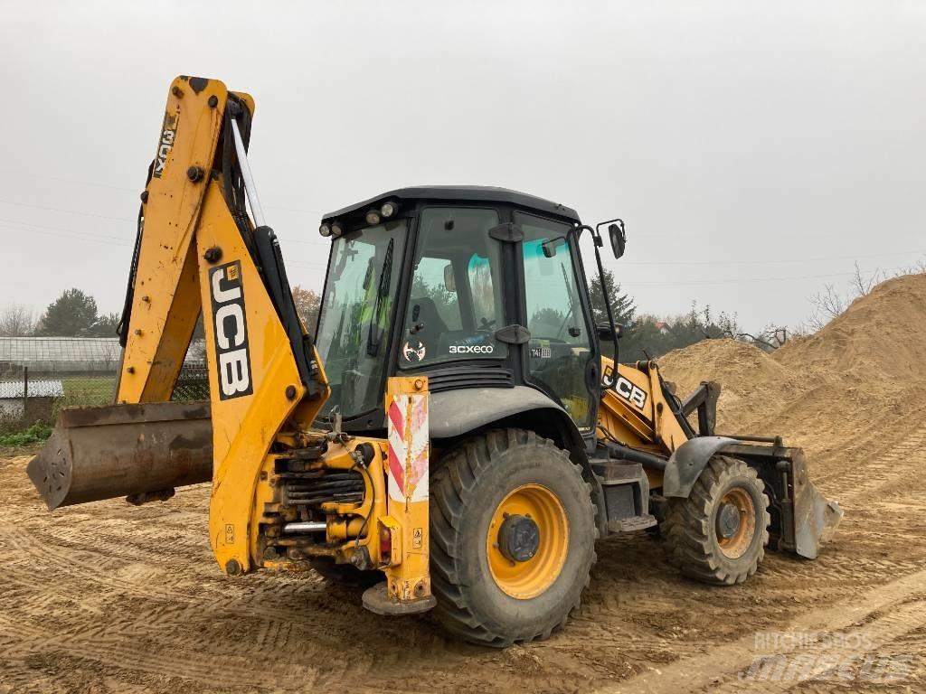 JCB 3 CX CONTRACTOR لوادر ذات جرافات عكسية