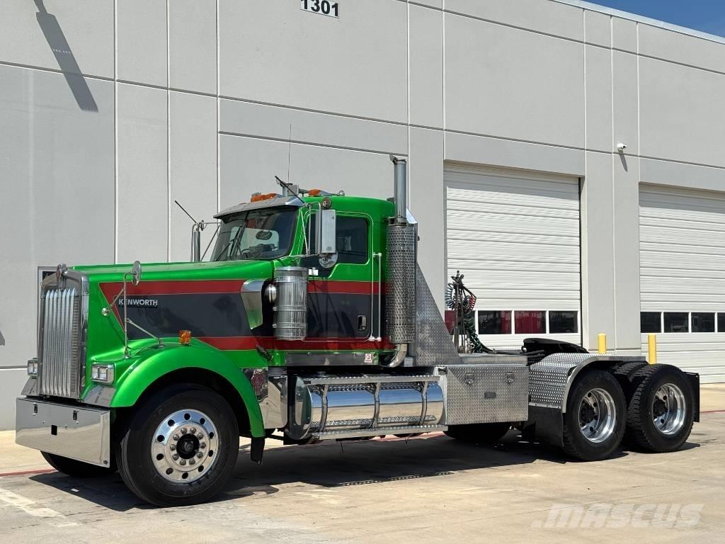 Kenworth W 900 وحدات الجر