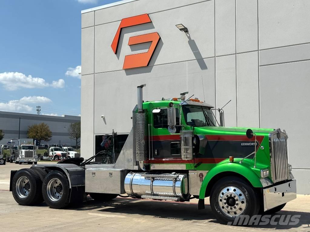 Kenworth W 900 وحدات الجر