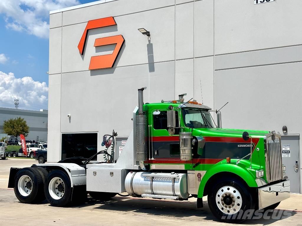 Kenworth W 900 وحدات الجر