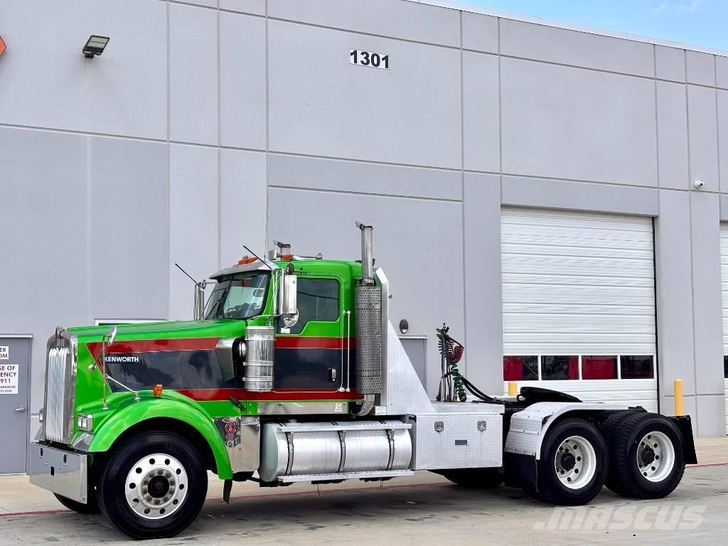 Kenworth W 900 وحدات الجر
