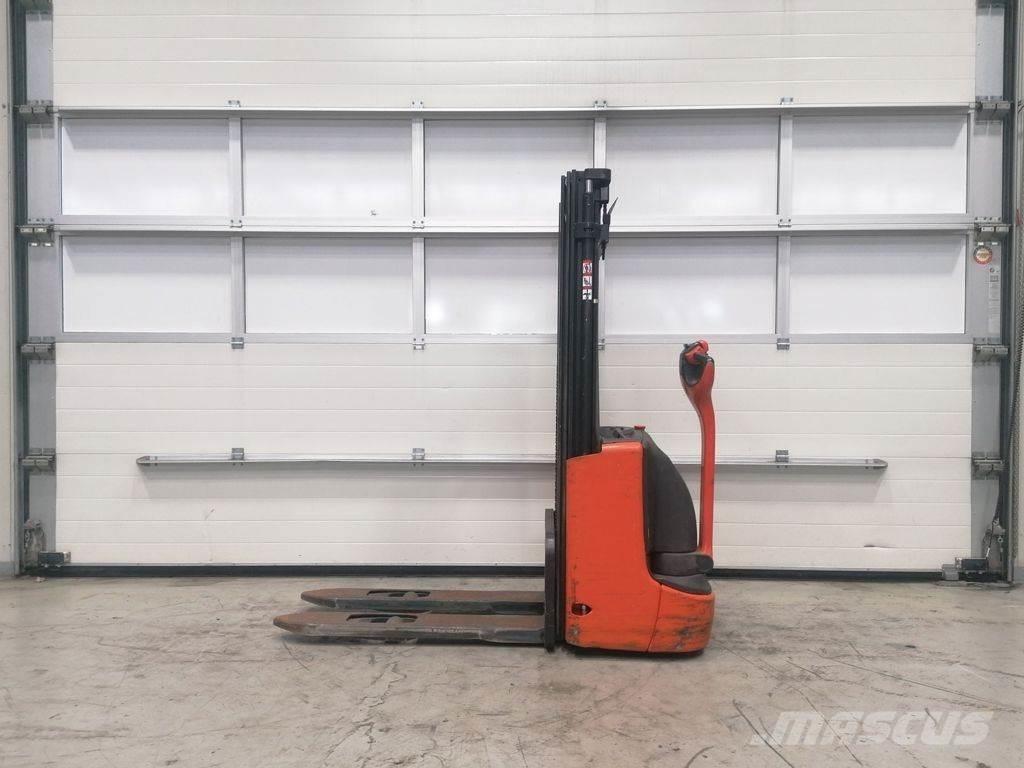 Linde L10 معدات التكديس الجوالة