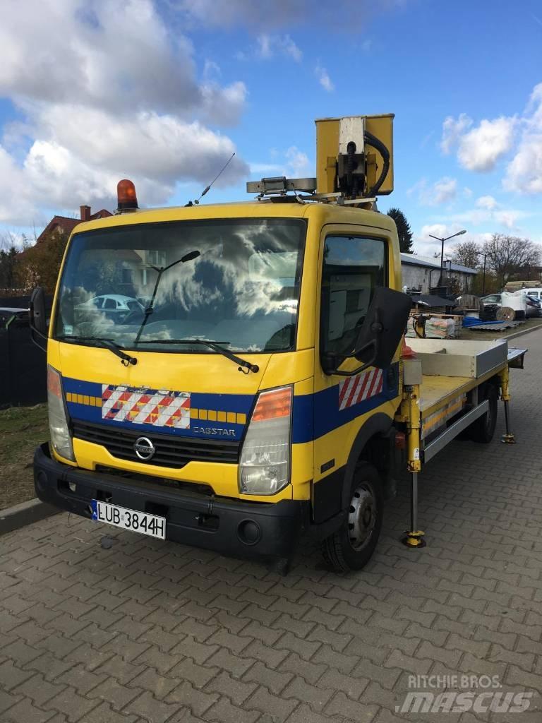 Nissan Cabstar المنصات الهوائية المثبتة على شاحنة