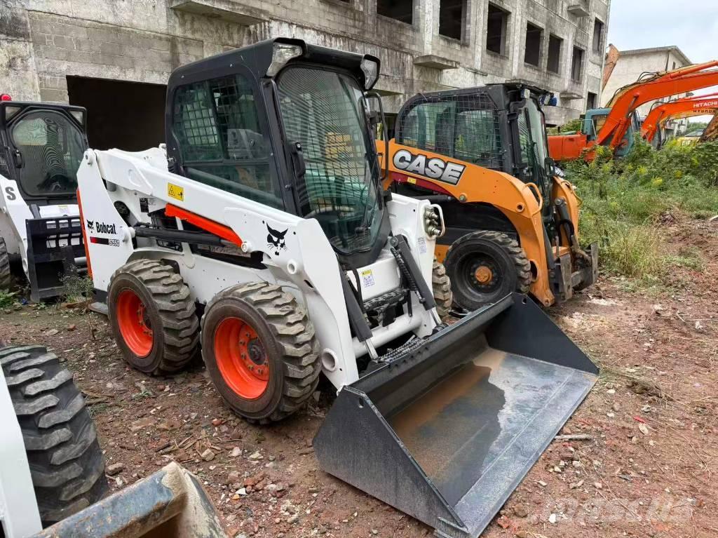 Bobcat S 550 لوادر انزلاقية التوجيه
