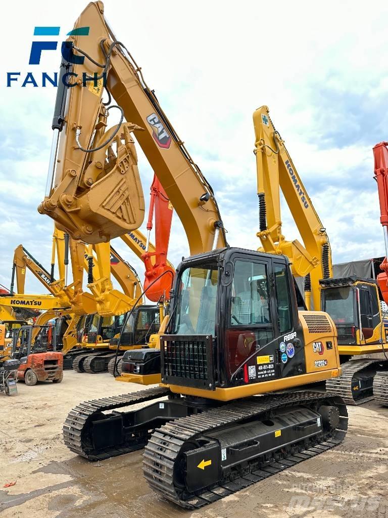 CAT 313D2GC حفارات وسط 7 طن - 12 طن