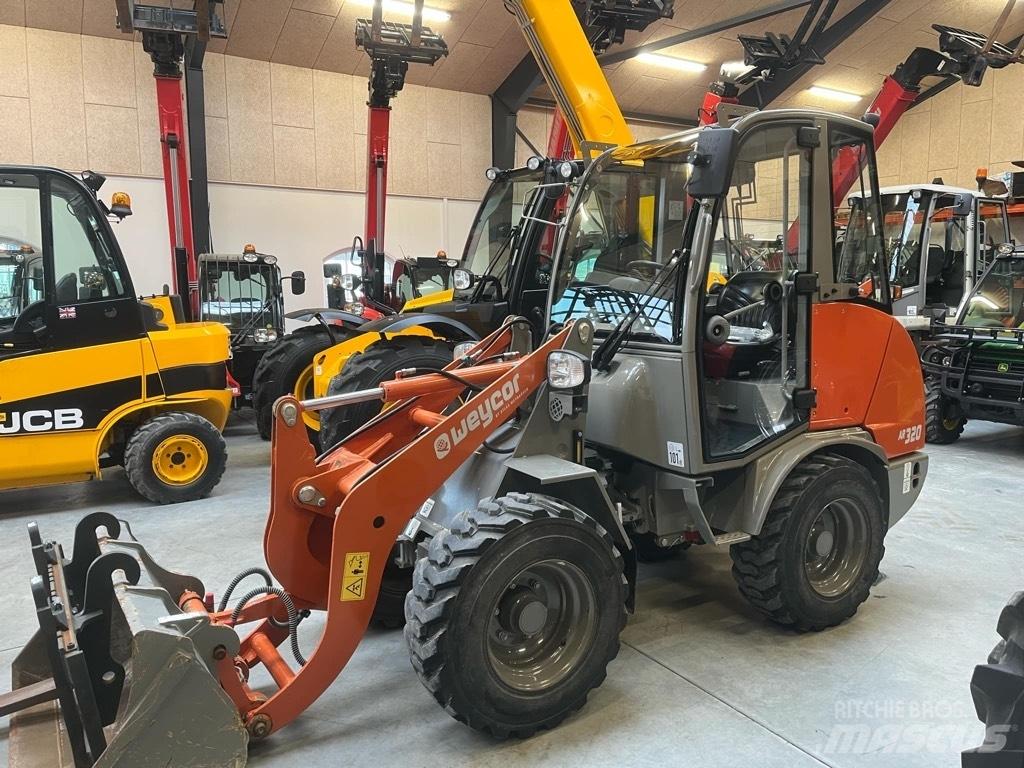 Weycor AR 320 لوادر صغيرة