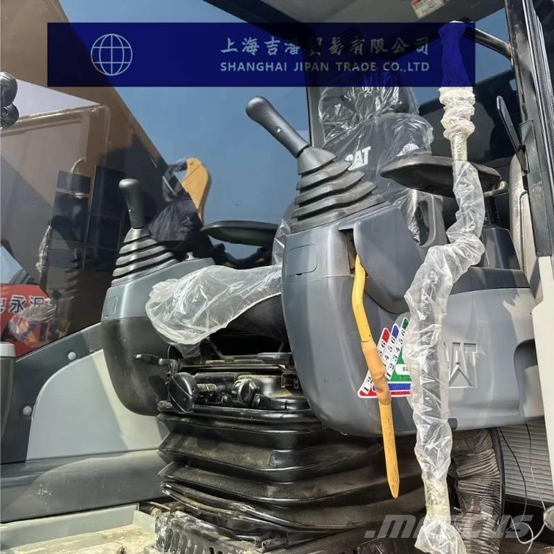 CAT 329 D حفارات زحافة