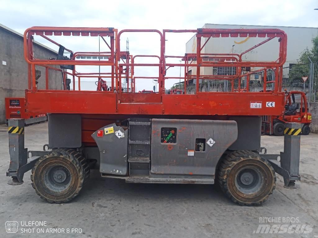JLG 3394 RT رافعات مقصية الشكل