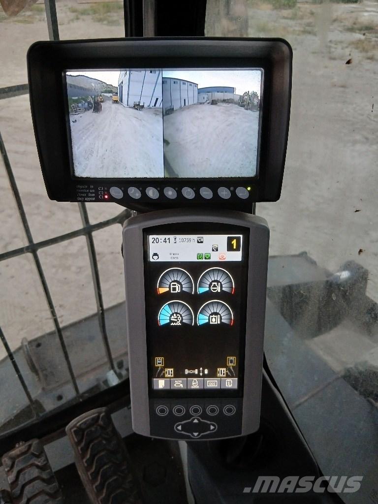 CAT MH 3022 مناولات المخلفات / مناولات صناعية