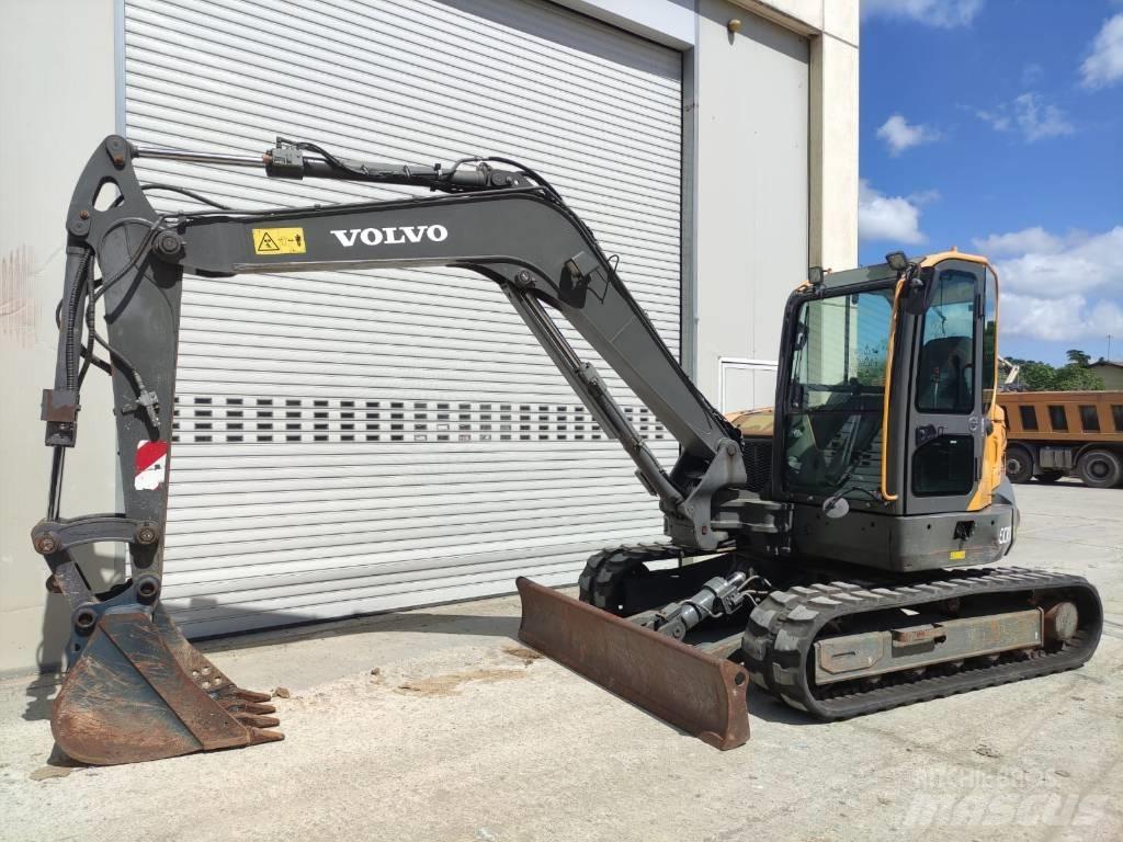 Volvo ECR 88 D حفارات وسط 7 طن - 12 طن