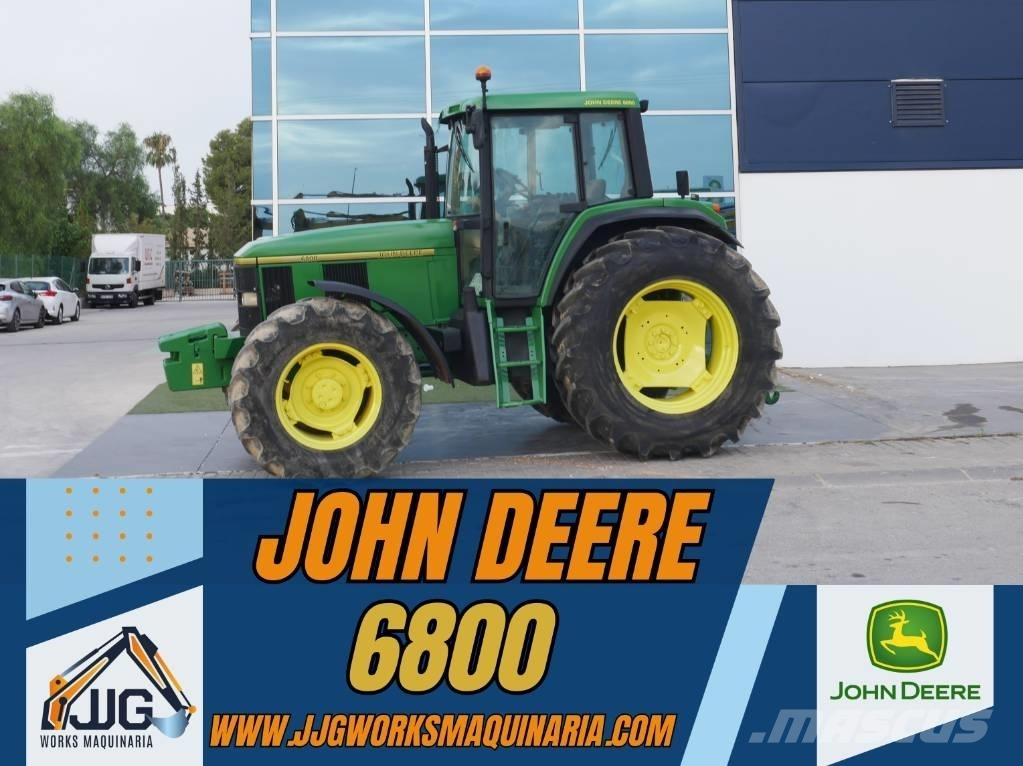 John Deere 6800 الجرارات