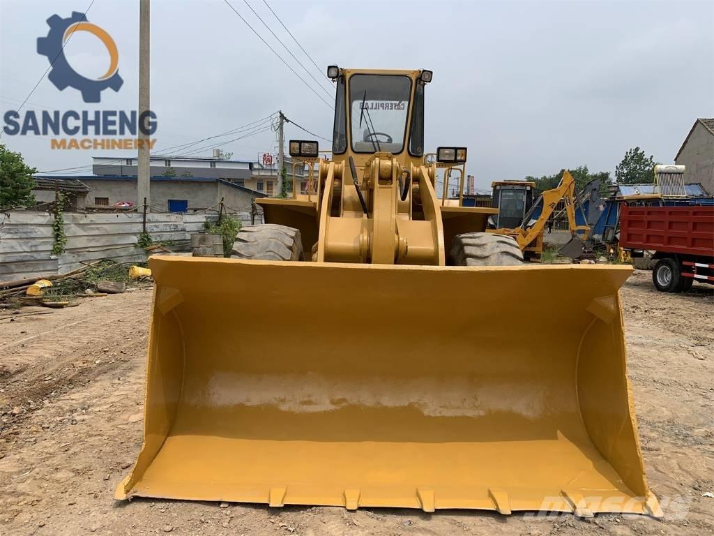 CAT 950E لوادر بعجل