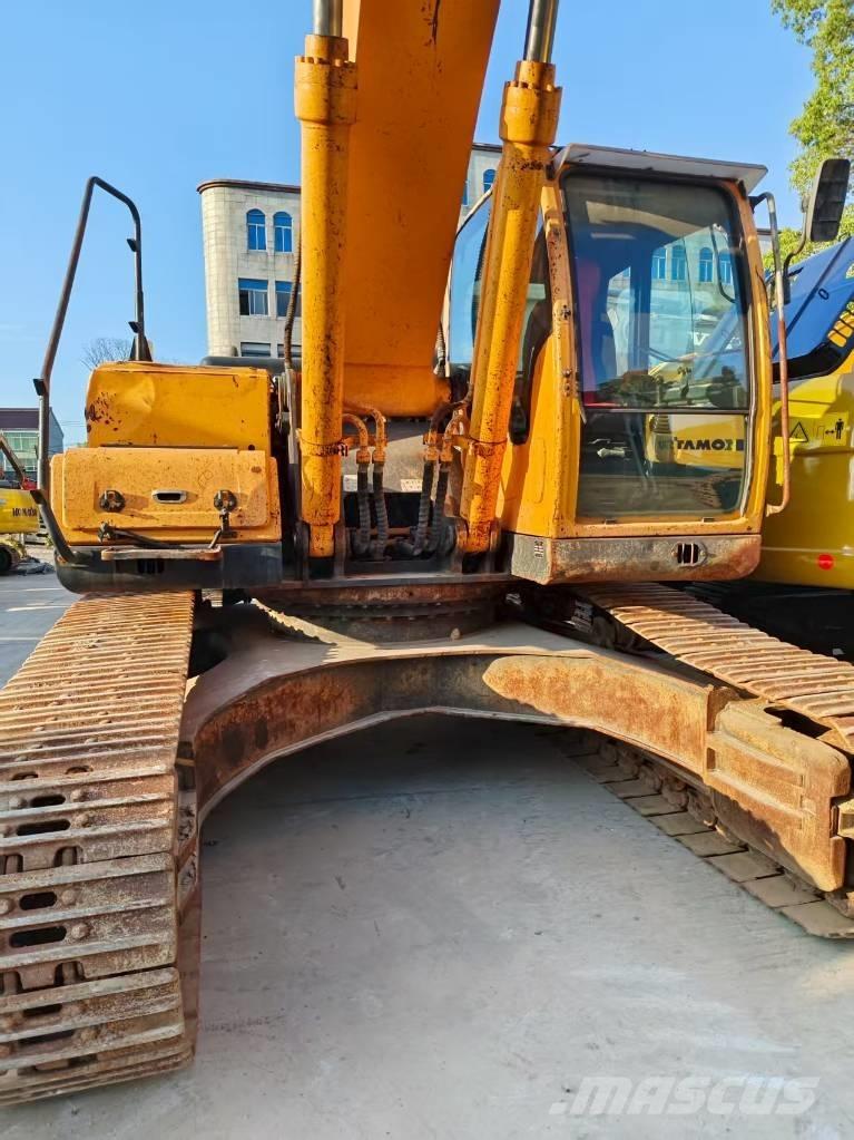 Hyundai R300LC-9S حفارات زحافة