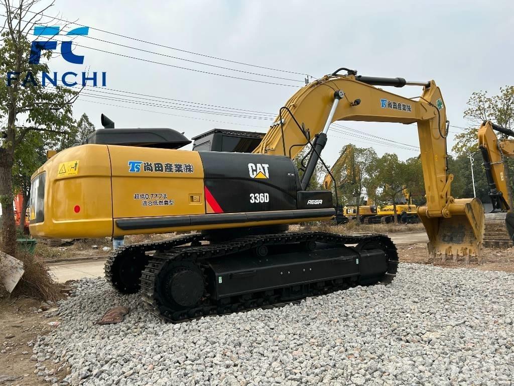 CAT 336 D حفارات زحافة