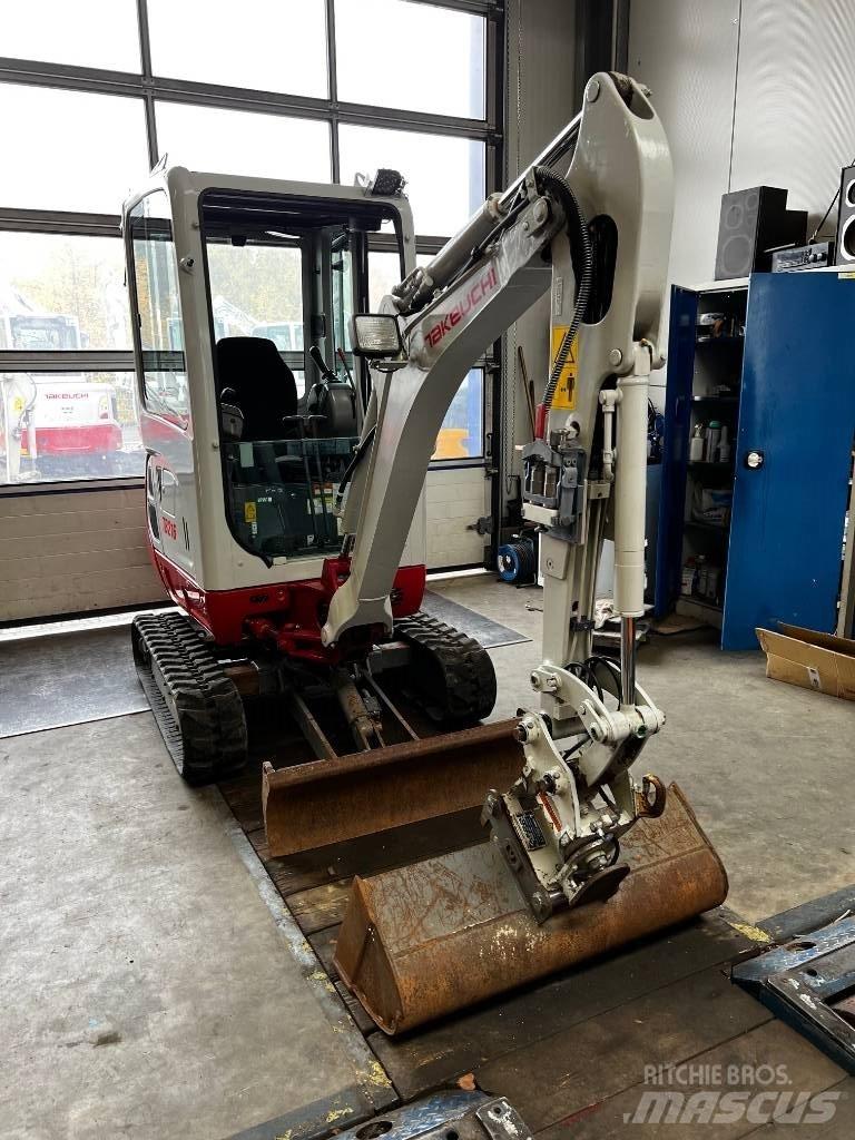 Takeuchi TB216 V4 حفارات صغيرة أقل من 7 طن (حفارات صغيرة)