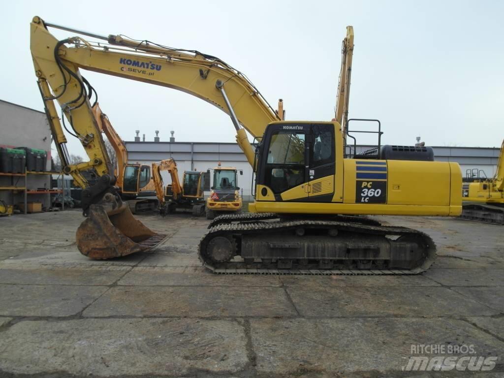 Komatsu PC 360 LC-10 حفارات زحافة