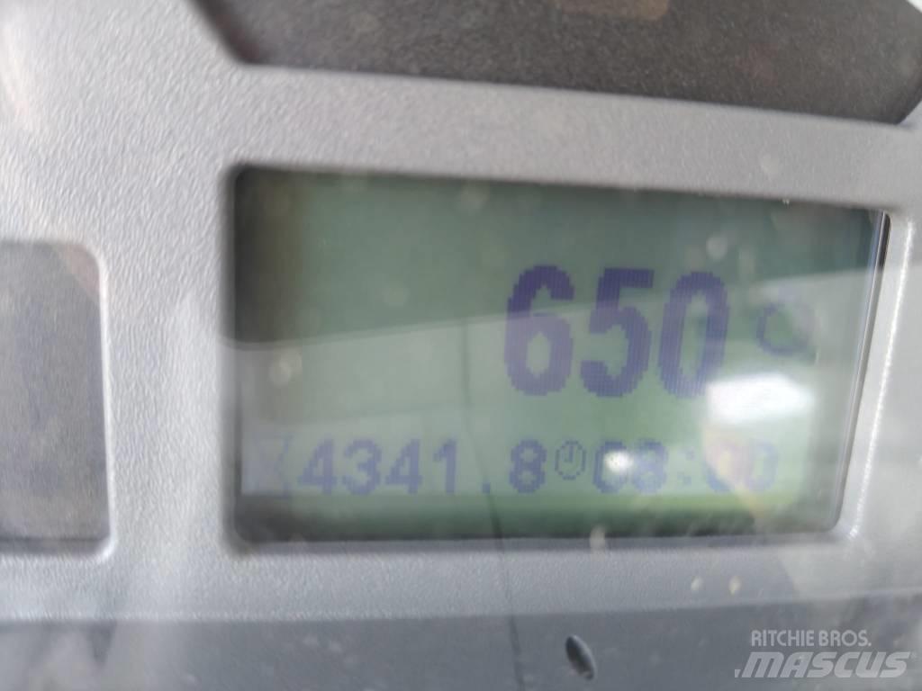 Valtra N 101 الجرارات
