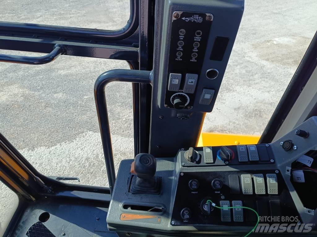 Volvo G 726 B معدات تمهيد الطرق