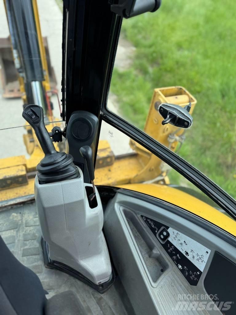 CAT 432 E لوادر ذات جرافات عكسية