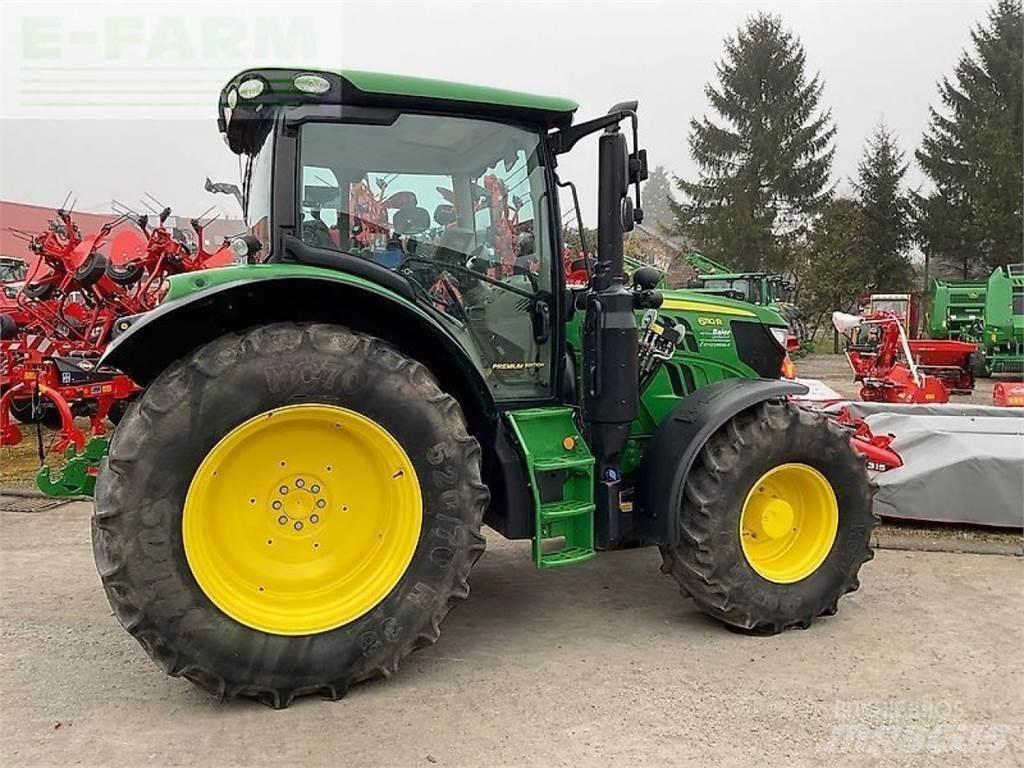 John Deere 6110 r الجرارات