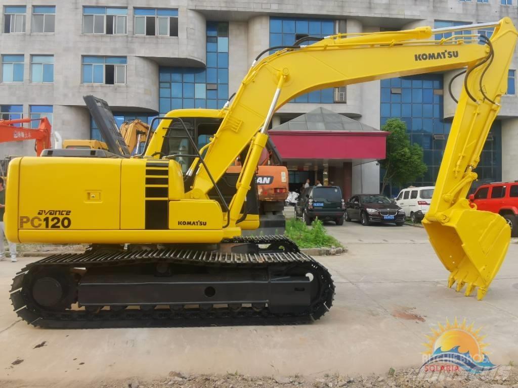 Komatsu PC 120-6 حفارات وسط 7 طن - 12 طن