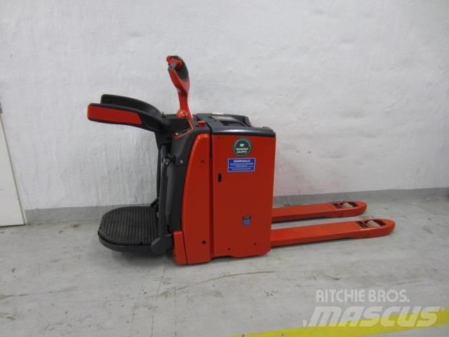 Linde T20AP رافعة منخفضة المستوى ذات منصة