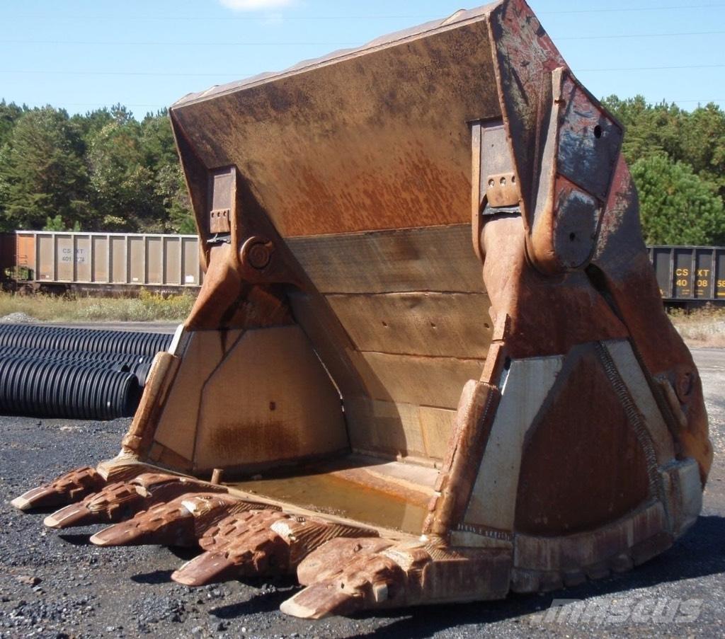 Komatsu EX 3600-7B حفارات يجاروف أمامي