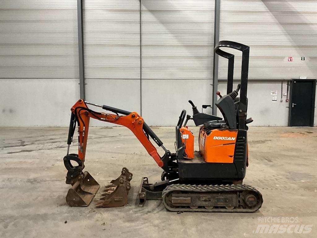 Doosan DX 10 Z حفارات صغيرة أقل من 7 طن (حفارات صغيرة)
