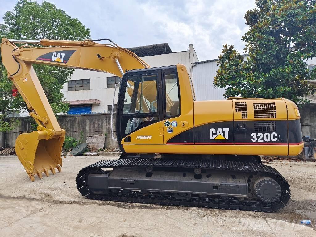 CAT 320 C L حفارات زحافة