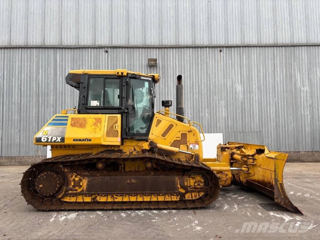 Komatsu D 61 PX-23 بلدوزرات مجنزرة