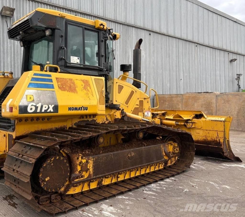 Komatsu D 61 PX-23 بلدوزرات مجنزرة