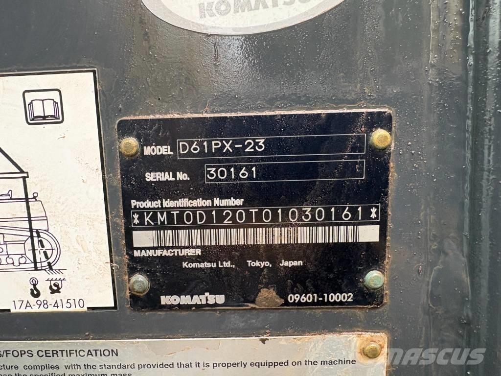 Komatsu D 61 PX-23 بلدوزرات مجنزرة
