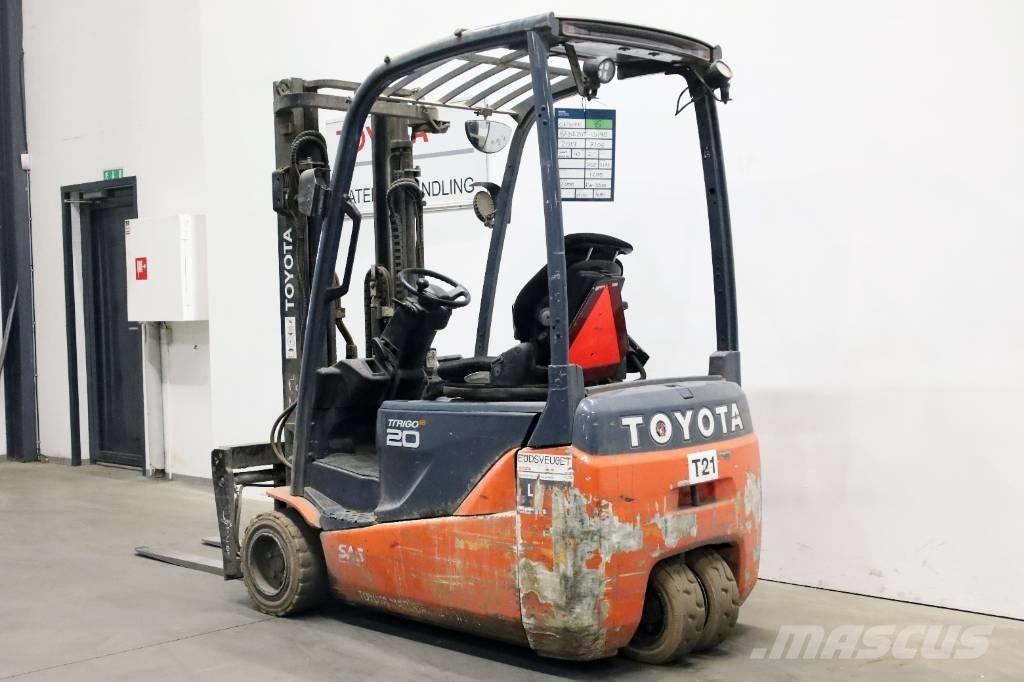 Toyota 8 FBE 20 T شاحنات ذات رافعات شوكية تعمل بالكهرباء